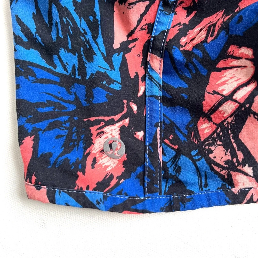Lululemon Women’s Blue / Pink Printed Tracker Short IV - Picture 3 of 5